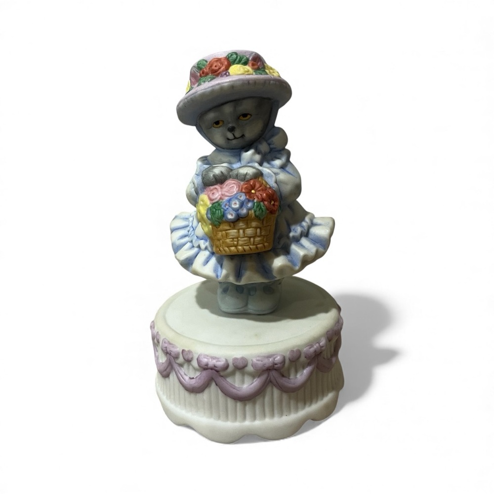 The San Francisco music box Company 1990 cat hat flowers‎ dress works 5.5”